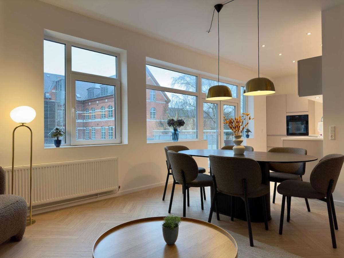 Leilighet Newly Renovated 2br With Large Balcony