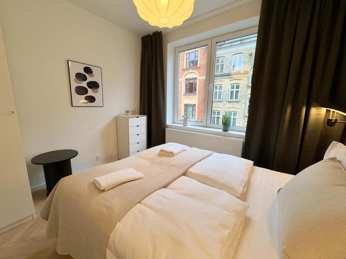 Apartment Newly Renovated 2br With Large Balcony Copenhagen