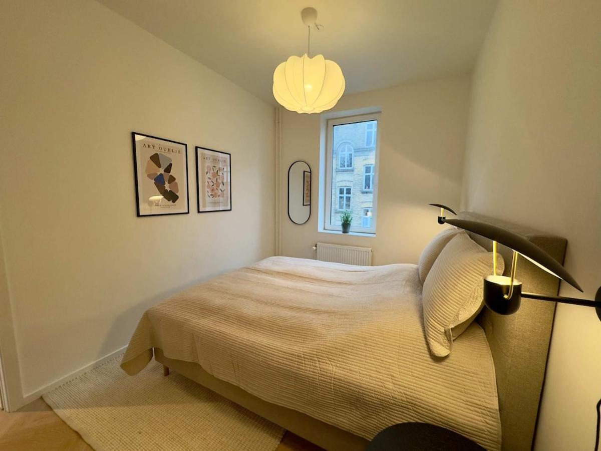 Newly Renovated 2br With Large Balcony Apartment
